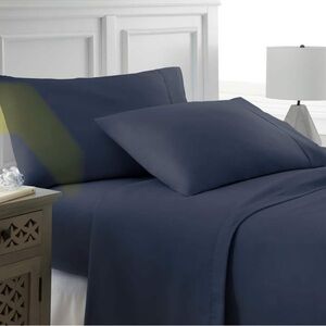 Hypoallergenic 4-Piece Navy Solid Microfiber Premium Queen Sheet Set